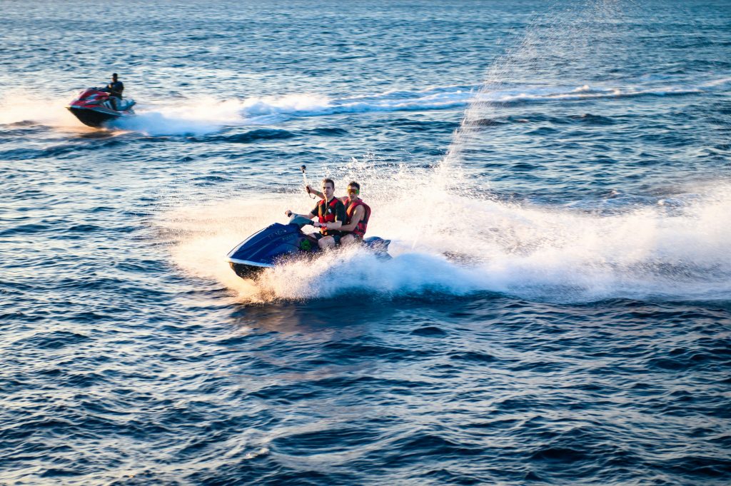 Jet ski y esnórquel en Bahía Chileno